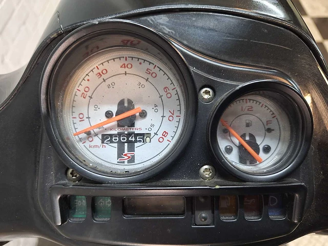 Piaggio vespa s 45 km bromscooter 4takt - afbeelding 4 van  7