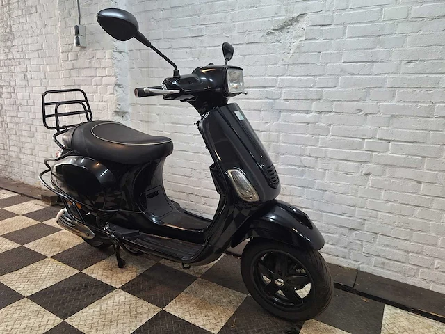 Piaggio vespa s 45 km bromscooter 4takt - afbeelding 7 van  7