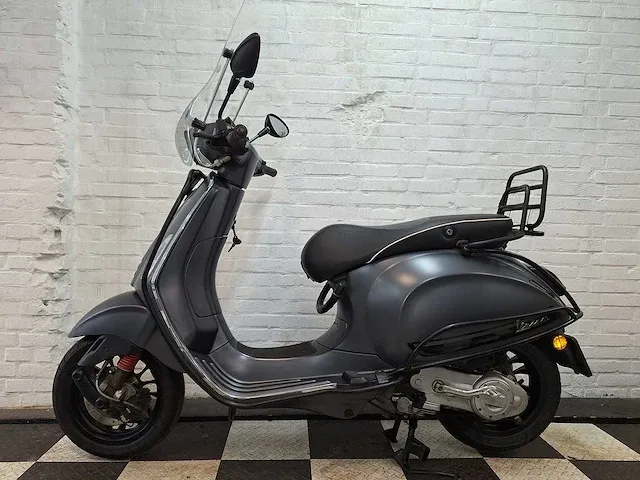 Piaggio vespa sprint 25 km snorscooter 4takt - afbeelding 1 van  7