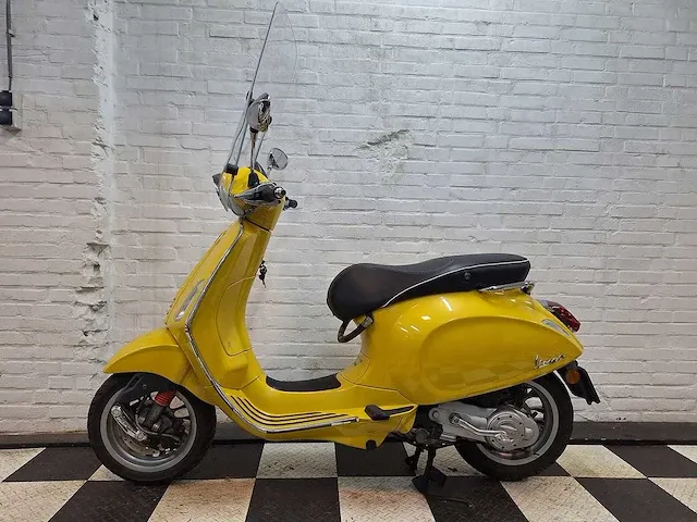 Piaggio vespa sprint 25 km snorscooter 4takt - afbeelding 1 van  7
