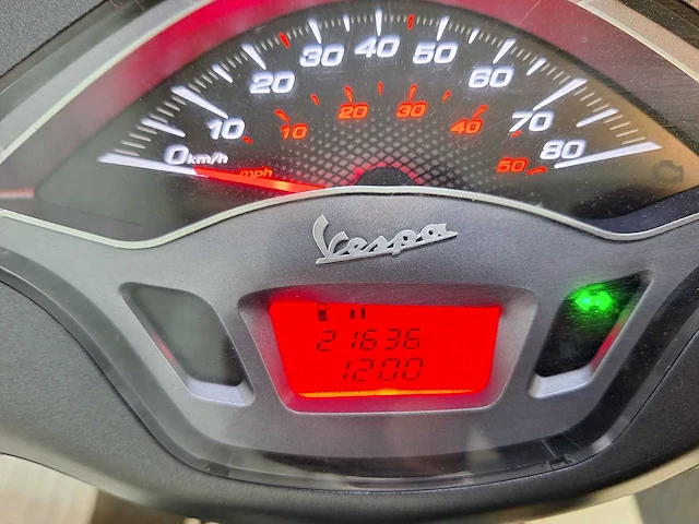 Piaggio vespa sprint 25 km snorscooter 4takt - afbeelding 4 van  7