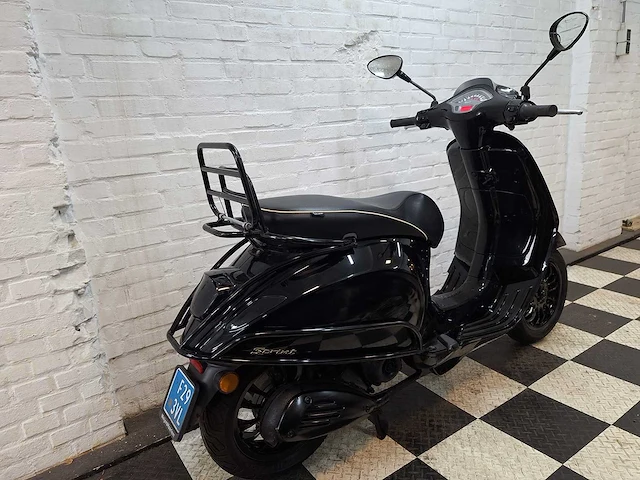 Piaggio vespa sprint 25 km snorscooter 4takt - afbeelding 5 van  7