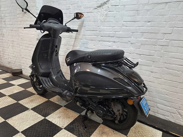 Piaggio vespa sprint 25 km snorscooter 4takt - afbeelding 3 van  6