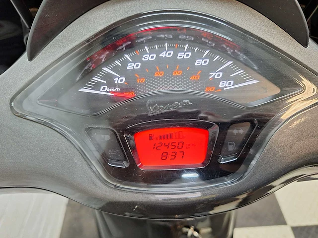 Piaggio vespa sprint 25 km snorscooter 4takt - afbeelding 4 van  6