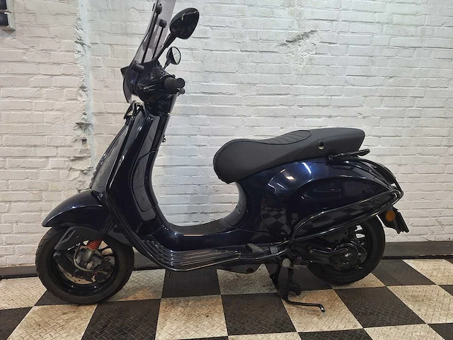Piaggio vespa sprint 25 km snorscooter 4takt - afbeelding 1 van  7