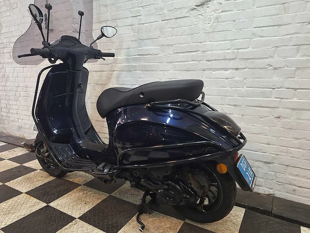 Piaggio vespa sprint 25 km snorscooter 4takt - afbeelding 3 van  7