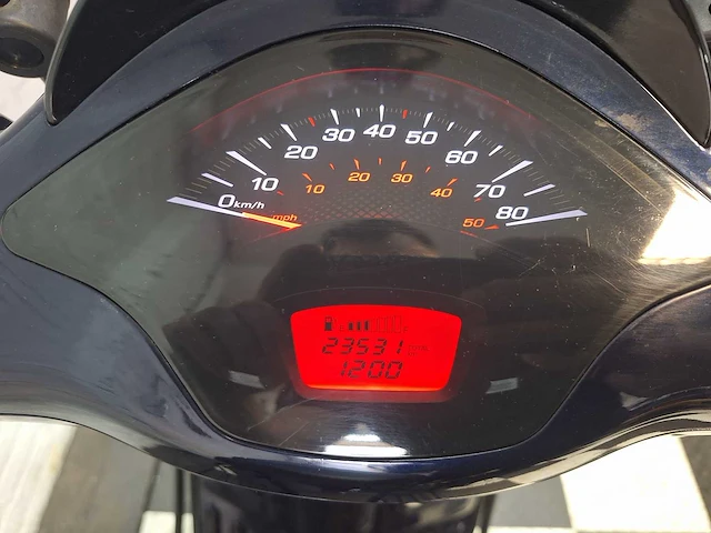 Piaggio vespa sprint 25 km snorscooter 4takt - afbeelding 4 van  7