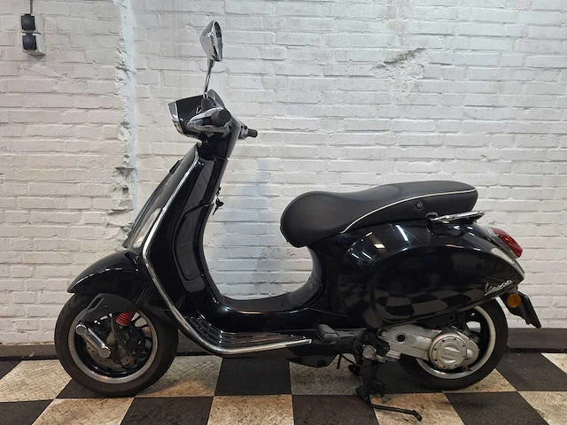 Piaggio vespa sprint 25 km snorscooter 4takt - afbeelding 1 van  7