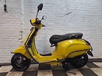 Piaggio vespa sprint 25 km snorscooter 4takt - afbeelding 1 van  7