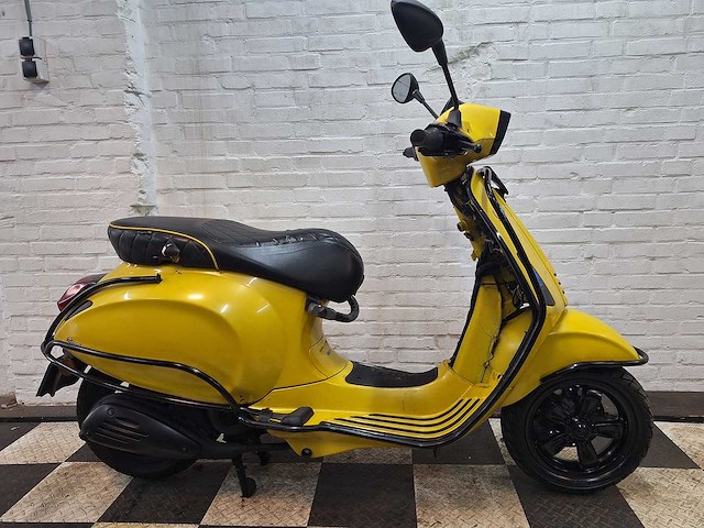 Piaggio vespa sprint 25 km snorscooter 4takt - afbeelding 5 van  7