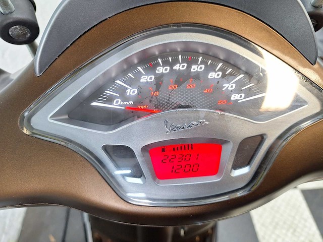 Piaggio vespa sprint 25 km snorscooter 4takt - afbeelding 4 van  7