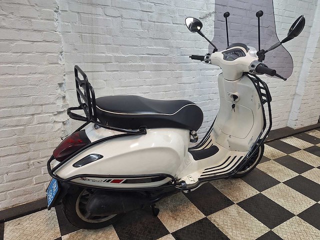 Piaggio vespa sprint 25 km snorscooter 4takt - afbeelding 5 van  7