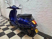 Piaggio vespa sprint 45 km bromscooter 4takt - afbeelding 3 van  7