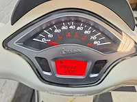 Piaggio vespa sprint 45 km bromscooter 4takt - afbeelding 4 van  7