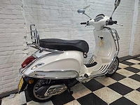 Piaggio vespa sprint 45 km bromscooter 4takt - afbeelding 5 van  7