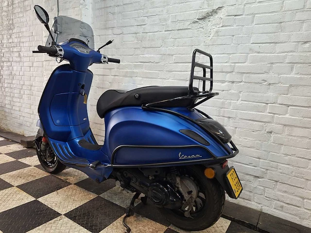 Piaggio vespa sprint 45 km bromscooter 4takt - afbeelding 3 van  7