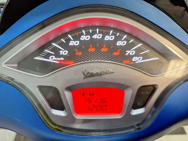 Piaggio vespa sprint 45 km bromscooter 4takt - afbeelding 7 van  7