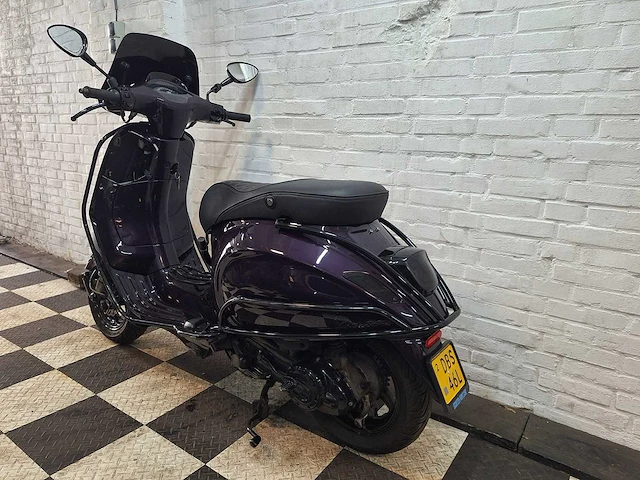 Piaggio vespa sprint 45 km bromscooter 4takt - afbeelding 3 van  7