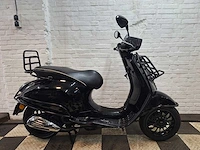 Piaggio vespa sprint 45 km bromscooter 4takt - afbeelding 6 van  7