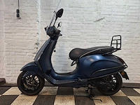 Piaggio vespa sprint 45 km bromscooter 4takt - afbeelding 1 van  7