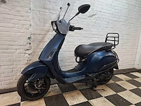 Piaggio vespa sprint 45 km bromscooter 4takt - afbeelding 2 van  7