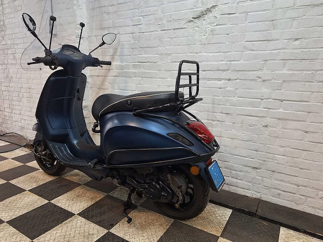 Piaggio vespa sprint 45 km bromscooter 4takt - afbeelding 3 van  7