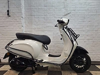 Piaggio vespa sprint 45 km bromscooter 4takt - afbeelding 5 van  7