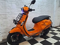 Piaggio vespa sprint 45km bromscooter 4-takt - afbeelding 2 van  7