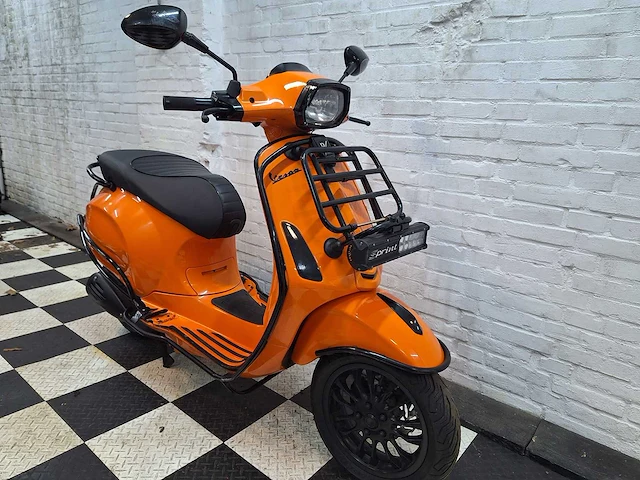 Piaggio vespa sprint 45km bromscooter 4-takt - afbeelding 5 van  7