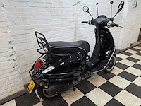 Piaggio vespa sprint 45km bromscooter 4-takt - afbeelding 7 van  7