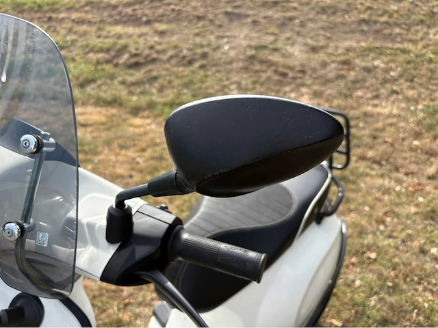 Piaggio vespa sprint full option scooter - afbeelding 19 van  35