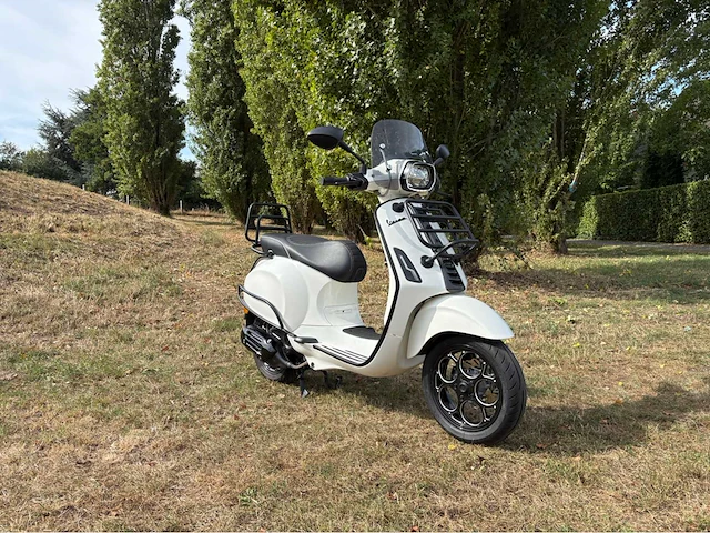 Piaggio vespa sprint full option scooter - afbeelding 33 van  35