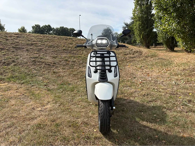 Piaggio vespa sprint full option scooter - afbeelding 34 van  35