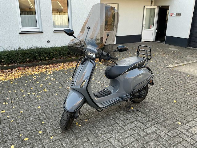 Piaggio vespa sprint scooter - afbeelding 1 van  29