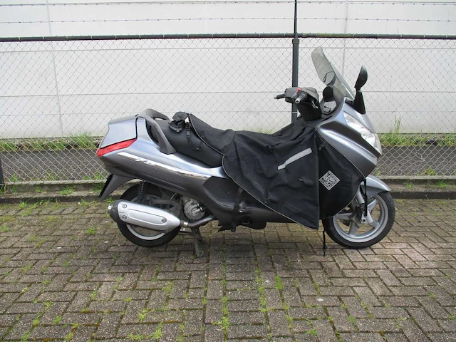 Piaggio x8 - motorscooter - 250 - motorfiets - afbeelding 8 van  11