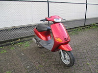 Piaggio zip - bromscooter - 2 takt oldtimer - scooter - afbeelding 7 van  11