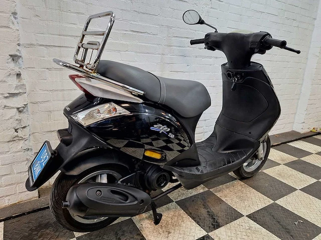 Piaggio zip 25 km snorscooter 4takt - afbeelding 7 van  7