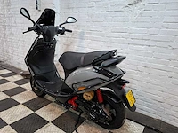 Piaggio zip 45 km bromscooter 4takt - afbeelding 3 van  7