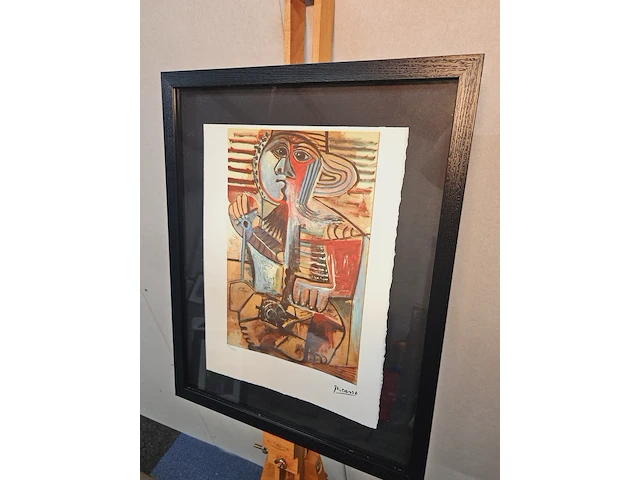 Picasso - lithograaf - ''personnage la pelle'' in nieuwe lijst - afbeelding 1 van  7