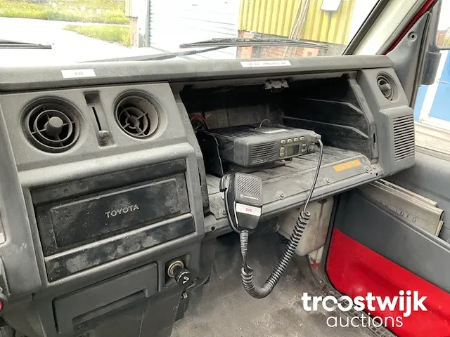 Pick-up - afbeelding 7 van  24