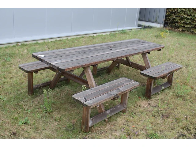 Picknicktafel met 4 bankjes. afmeting 240 x 153 cm. - afbeelding 2 van  2