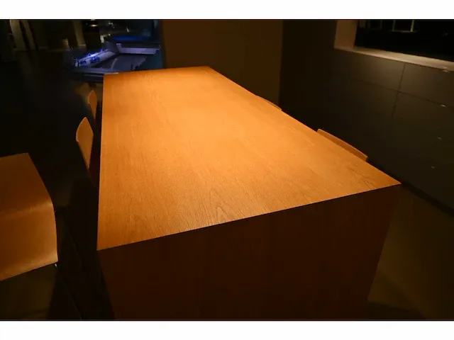 Piiroinen - design bartafel met 6 barkrukken - afbeelding 4 van  7