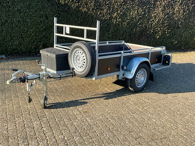 Pijnappel fg aanhangwagen - afbeelding 1 van  13