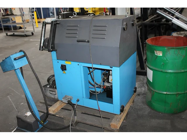 Pijpenbuigmachine zoph zb70/2h1 met diverse koppen in bak. bouwjaar 2005. - afbeelding 3 van  6