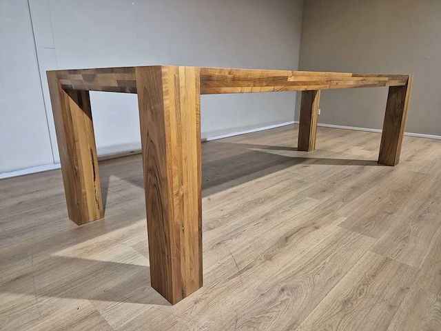Pilat&pilat - hindrik - eettafel - afbeelding 2 van  12