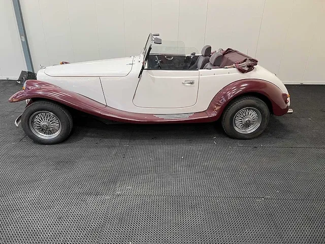 Pilgrim - tourer cabriolet - v6 - 1985 - afbeelding 12 van  25