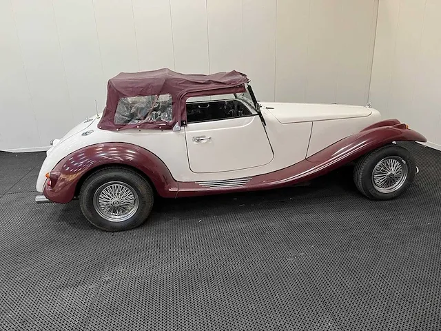 Pilgrim - tourer cabriolet - v6 - 1985 - afbeelding 23 van  25