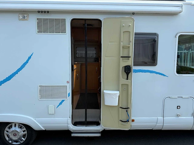 Pilote - aventura - g-710 - camper - 2007 - afbeelding 2 van  51