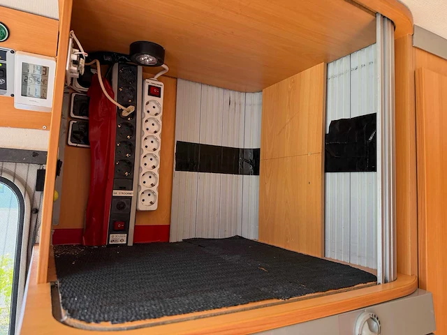 Pilote - aventura - g-710 - camper - 2007 - afbeelding 17 van  51