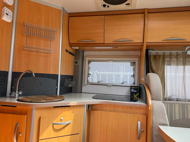 Pilote - aventura - g-710 - camper - 2007 - afbeelding 20 van  51